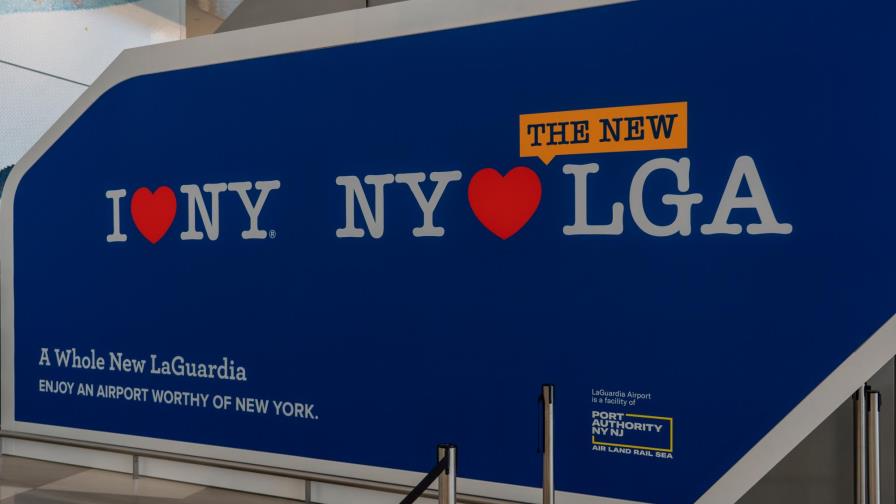 Liberan pasajero que forzó aterrizaje de emergencia en aeropuerto de Nueva York Liberan pasajero que forzó aterrizaje de emergencia en aeropuerto de Nueva York