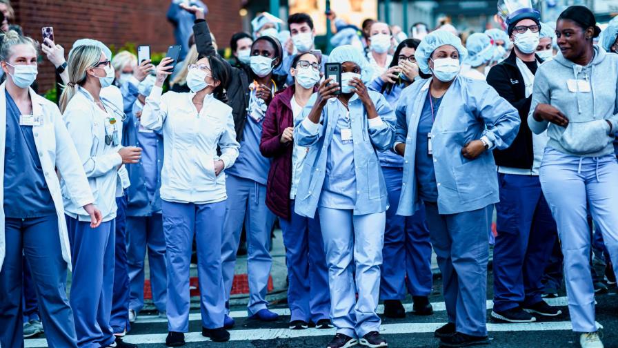 Empleados de hospitales de Nueva York estarán obligados a vacunarse