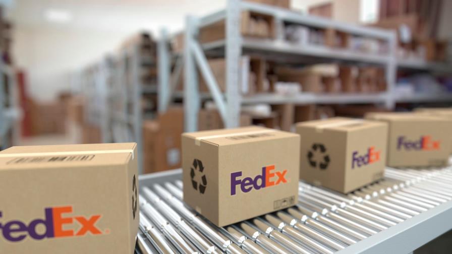 Exempleado de FedEx robó 3.25 millones de dólares en bienes