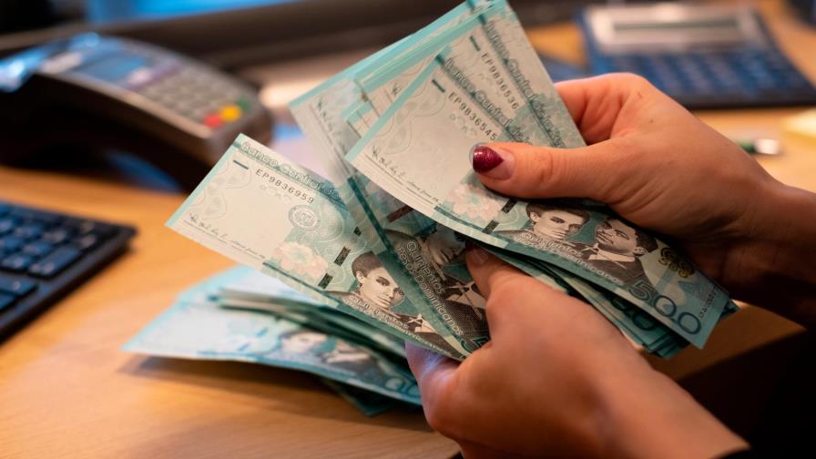 Gobierno reestima un crecimiento del 10 % para el 2021