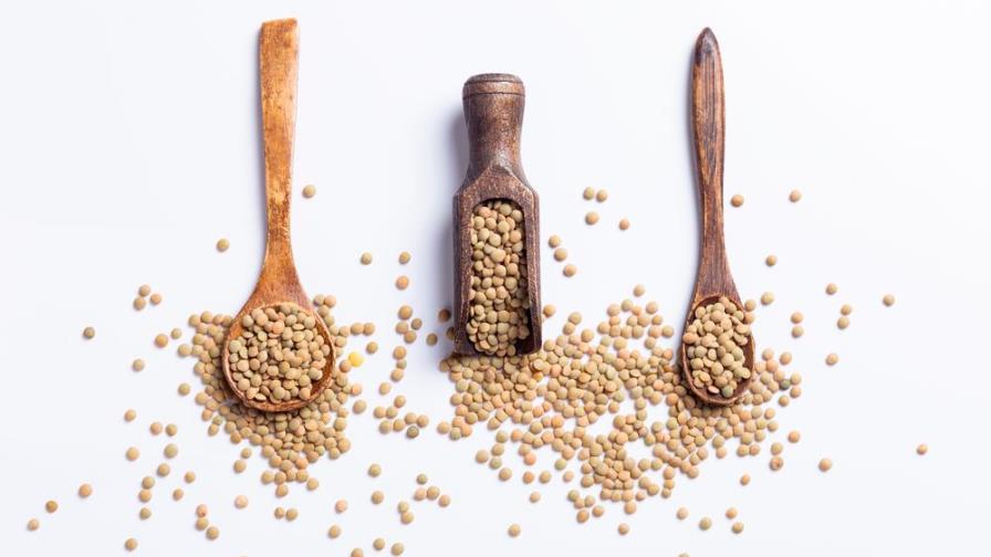 Así puedes mantener limpias tus cucharas de madera