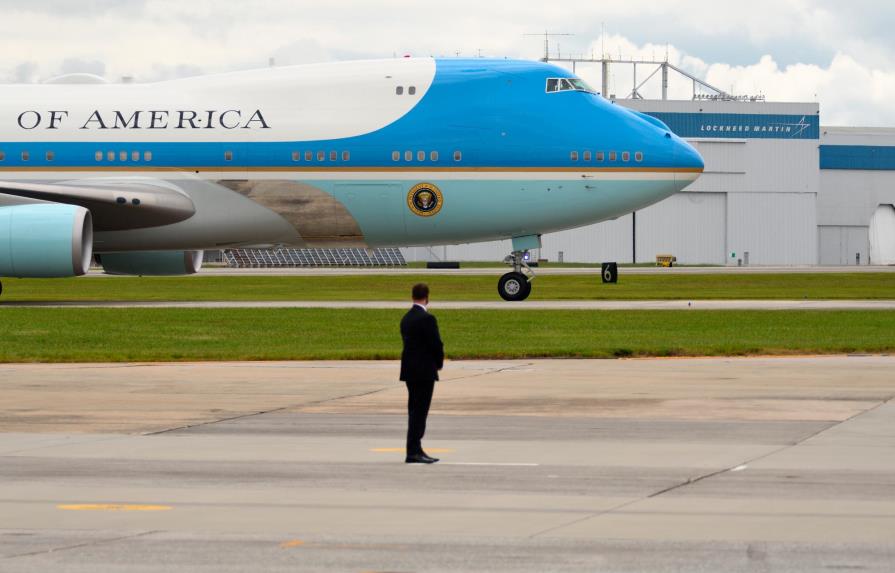 El avión del expresidente Trump abandonado en un aeropuerto de Nueva York