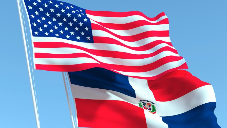 Diputados aprueban proyecto para becar a jóvenes dominicanos residentes en el exterior