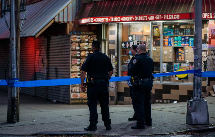 Continúan los tiroteos en NY: cinco jóvenes baleados en fiesta de graduación en El Bronx