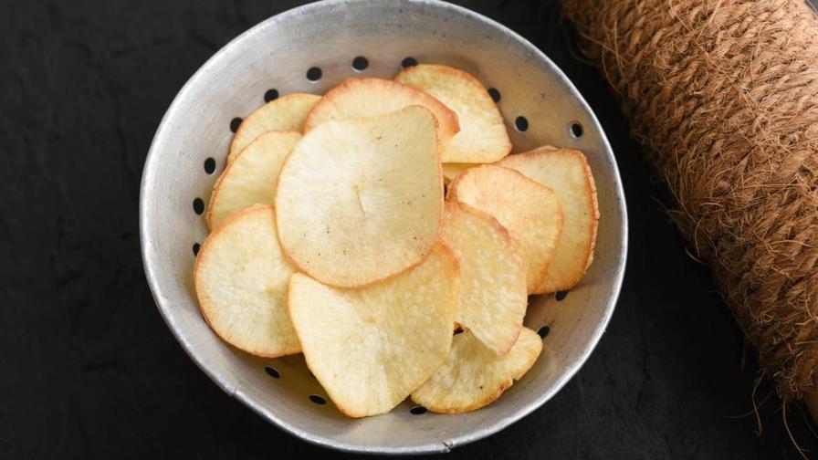 Papas chips saludables, caseras y en el microondas 