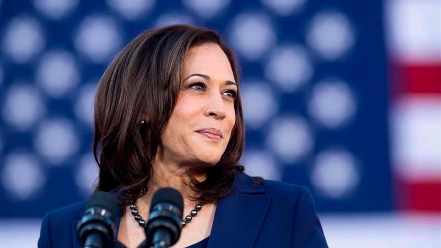 Kamala Harris anima a los estudiantes durante la pandemia Kamala Harris anima a los estudiantes durante la pandemia