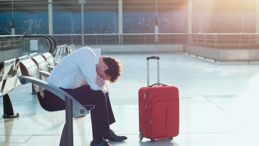 Como en el cine, un hombre pasó 110 días en un aeropuerto