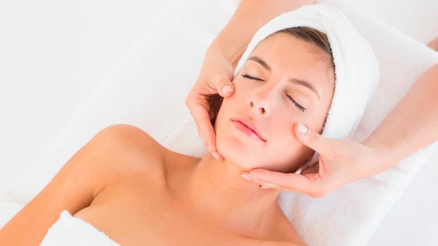 ¿Por qué son importantes los masajes faciales?