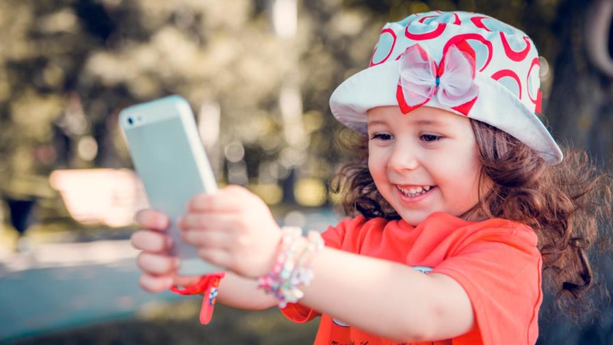 Argentina, país de Latinoamérica donde niños reciben celular a más corta edad