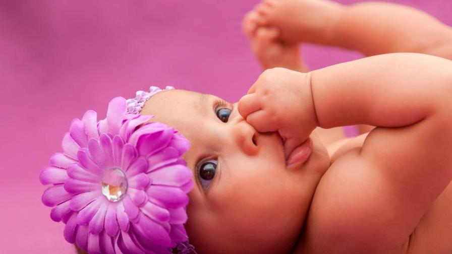 Nombres de niñas inspirados en flores: uno más bello que el otro