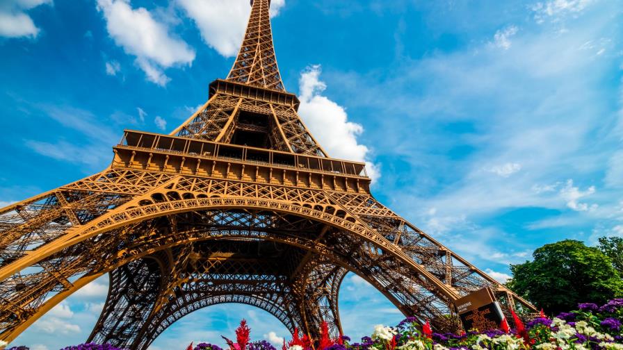El costo de subir a la Torre Eiffel en sus 130 años 