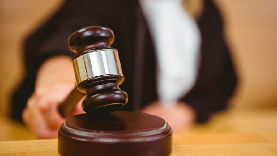 Posponen el juicio a expresidente peruano Toledo en EEUU hasta junio de 2021 Posponen el juicio a expresidente peruano Toledo en EEUU hasta junio de 2021