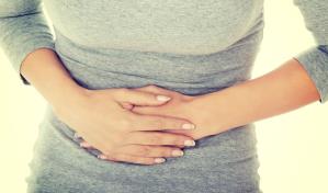 Por estas razones te puede doler el estómago luego de comer