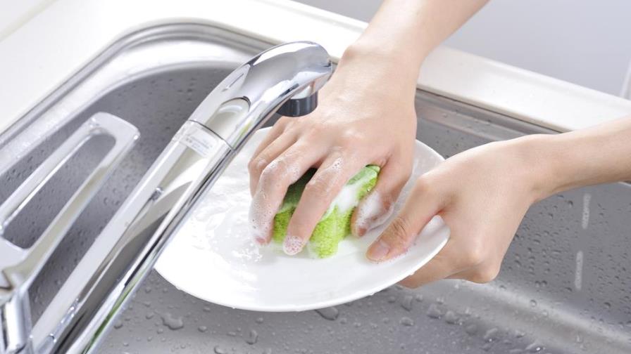 Por esta razón no deberías dejar los platos sucios tras comer Por esta razón no deberías dejar los platos sucios tras comer