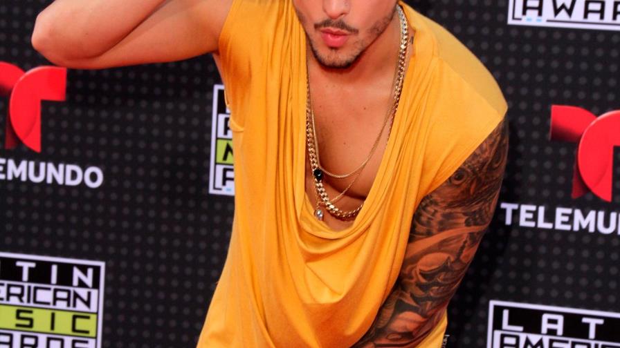 Maluma comparte muestras de su gira y las redes explotan