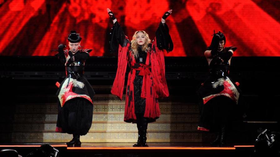 ¿Será ella? El impactante parecido entre la actriz que personificaría a Madonna en su biopic y la Reina del Pop