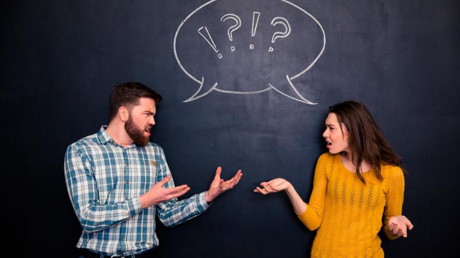 Ella es divertida y él no...