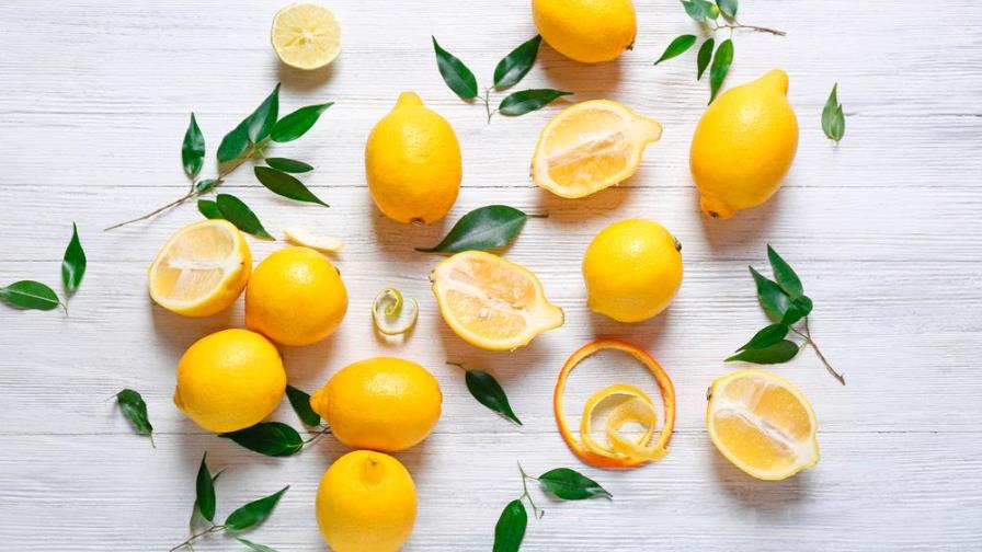 El limón tiene todos estos usos y beneficios para tu cuerpo y el hogar