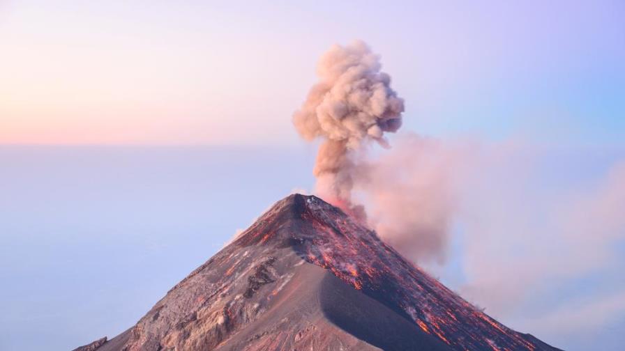 Estos 5 volcanes podrían entrar en erupción en cualquier momento Estos 5 volcanes podrían entrar en erupción en cualquier momento