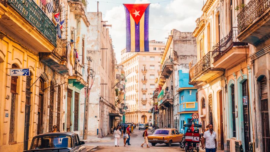 Las redes privadas en Cuba ya son legales, si acatan las “buenas costumbres”