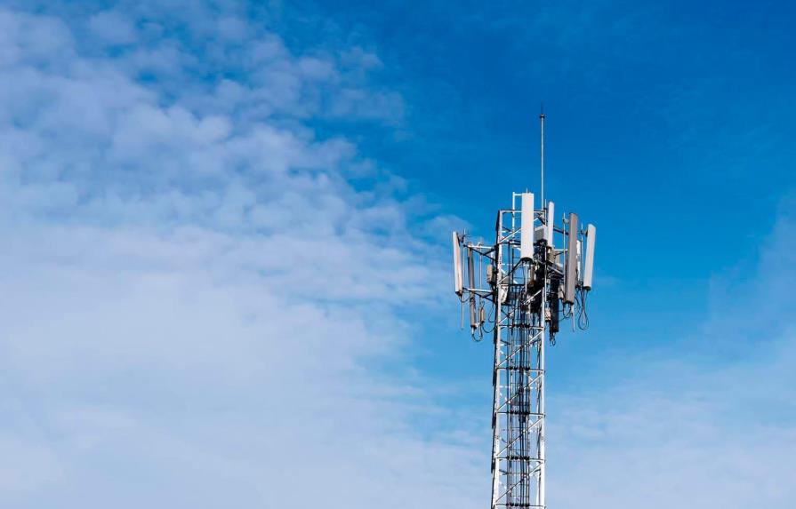 Altice y Claro presentan ofertas para licitación de redes 5G en el país