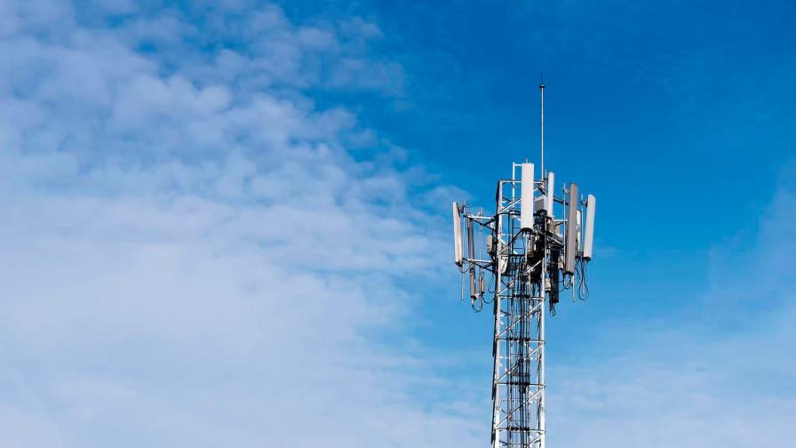 Altice y Claro presentan ofertas para licitación de redes 5G en el país Altice y Claro presentan ofertas para licitación de redes 5G en el país