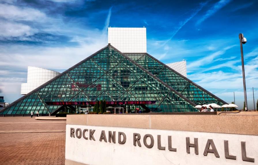 Qué requisitos hay que cumplir para ingresar al Salón de la Fama del Rock & Roll