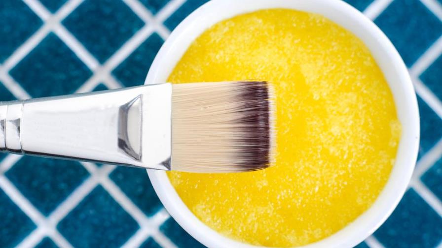 Esta mascarilla facial casera rejuvenece e hidrata tu piel