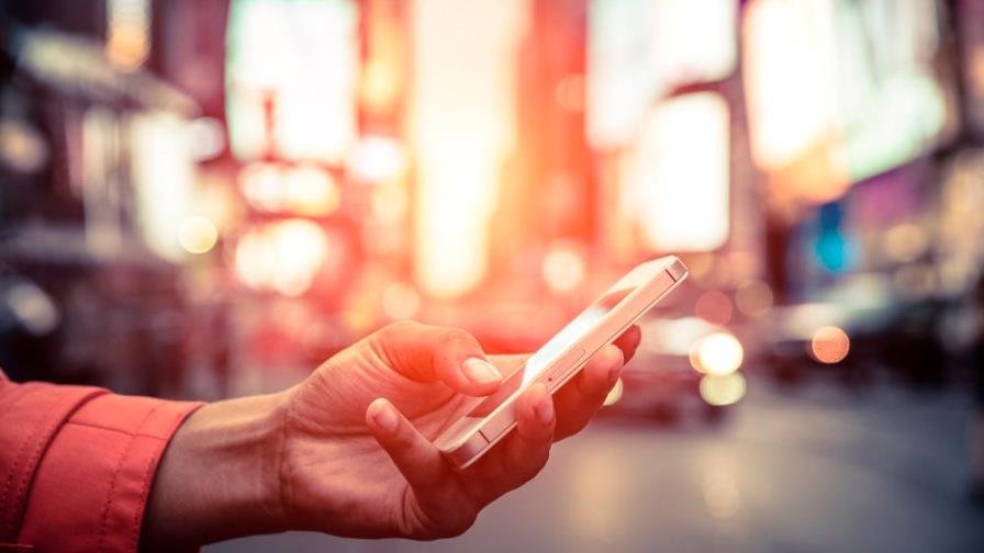 ¿Qué es NewNew? La polémica app que te permite decidir por otras personas ¿Qué es NewNew? La polémica app que te permite decidir por otras personas