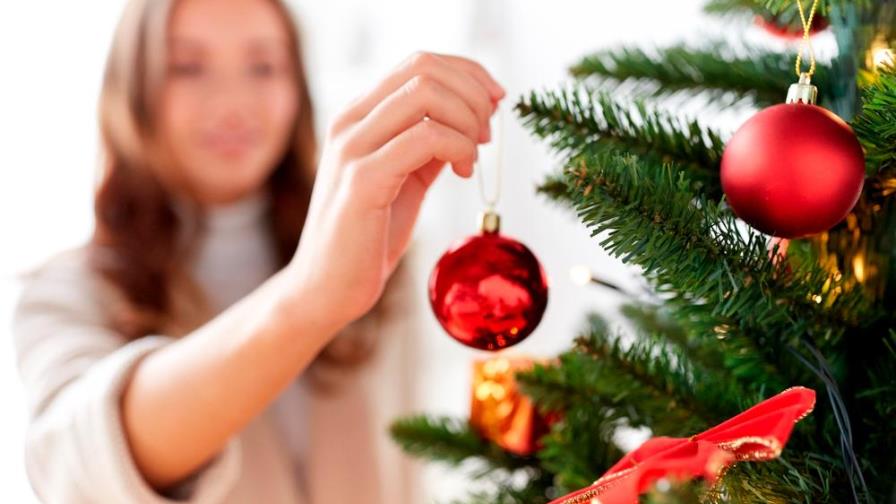 8 ideas para guardar tus adornos de Navidad