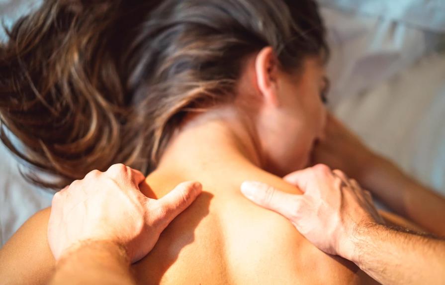 El masaje ideal para tu pareja en 7 pasos