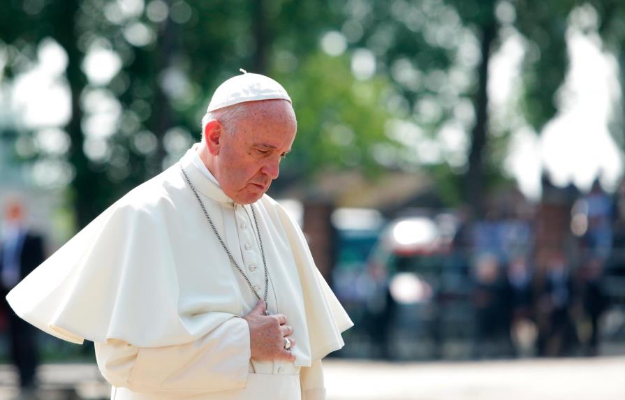 El papa pide al mundo una generosa ayuda para el Líbano