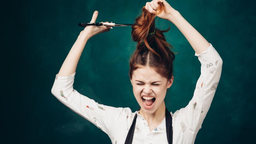 El video que muestra los desastres de cabello durante la cuarentena El video que muestra los desastres de cabello durante la cuarentena