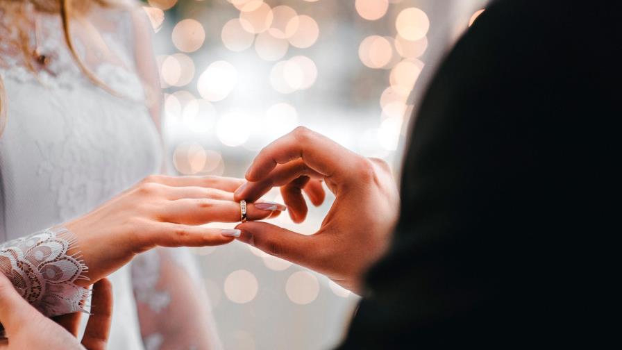 Boda se vuelve viral gracias a este inesperado gesto del novio