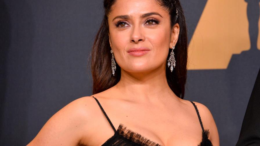 ¡Son idénticas! Hija de Salma Hayek aparece junto a su madre en la alfombra roja ¡Son idénticas! Hija de Salma Hayek aparece junto a su madre en la alfombra roja
