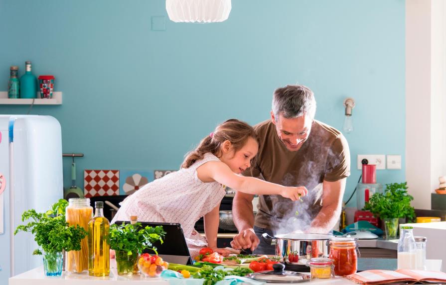 3 recetas sencillas para preparar con los niños en casa