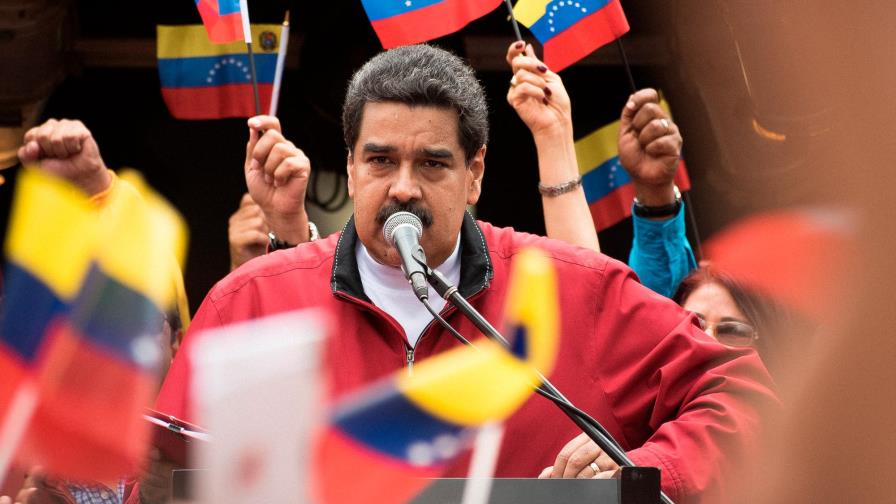 Maduro dice que ha reunido 8 millones de firmas contra bloqueo en EE.UU.