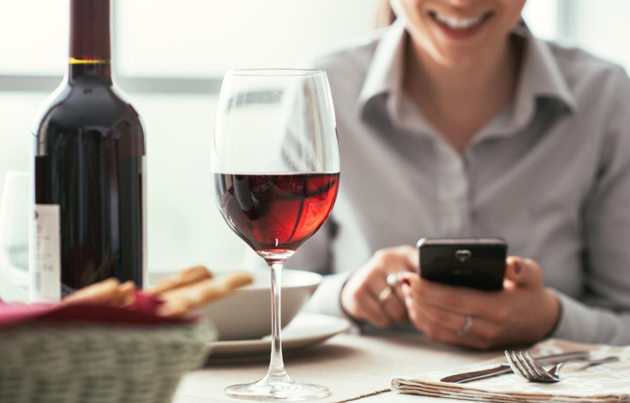 Las mejores aplicaciones para aprender de vinos