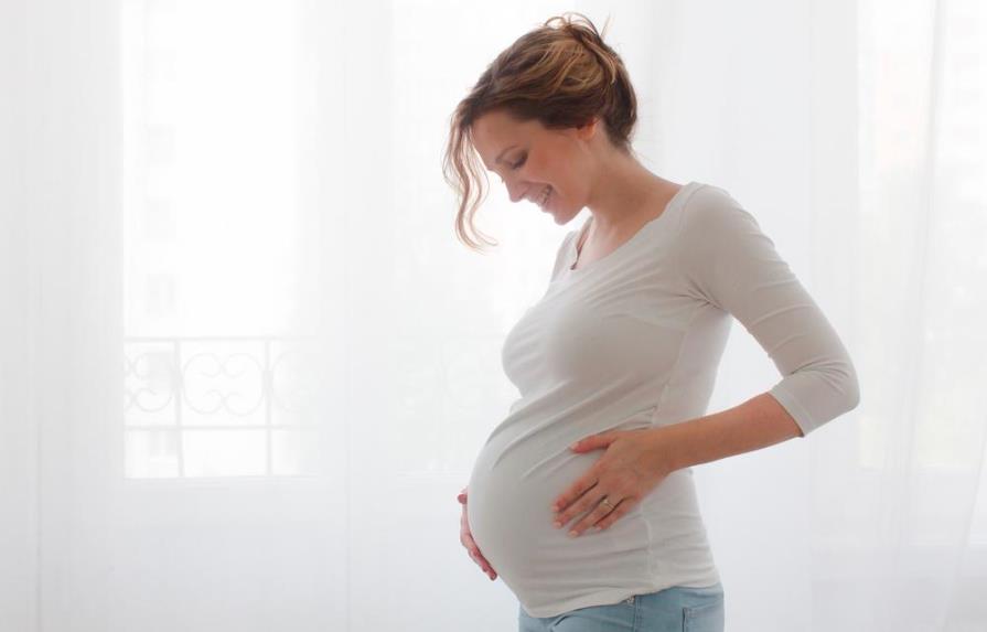 ¿Debe evitarse el embarazo en medio de esta pandemia?