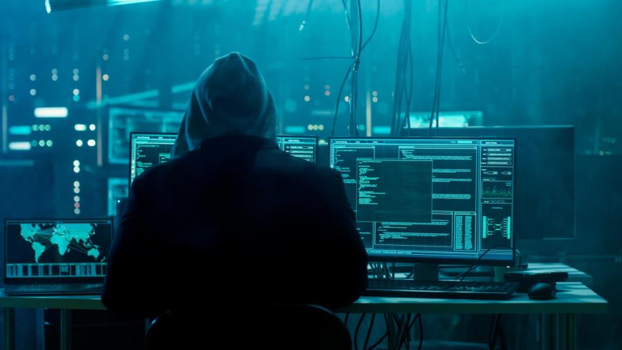 Arrestan a joven de Florida por “hackeo” a cuentas de Obama, Gates y Musk Arrestan a joven de Florida por “hackeo” a cuentas de Obama, Gates y Musk