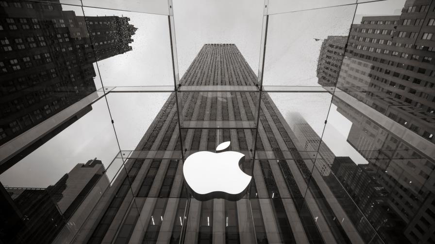 Una exempleada denunció a Apple por sexismo y fue despedida