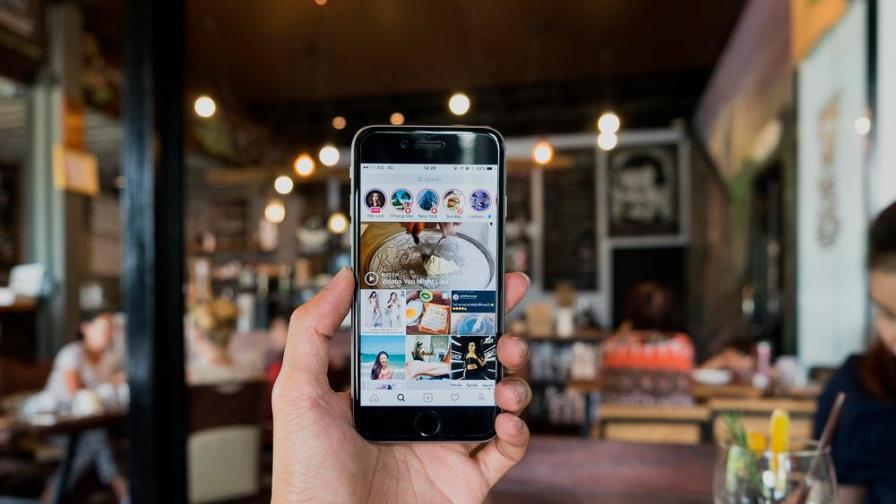 Con este sencillo truco puedes ver stories en Instagram sin que lo sepan