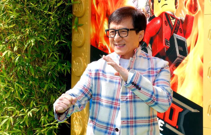 ¿De cuánto es la fortuna de Jackie Chan?