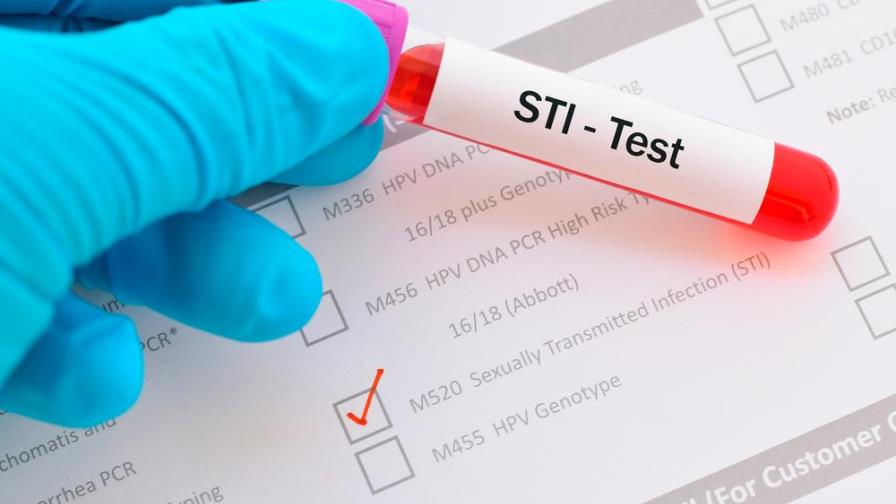 ¿Cuáles son las diferencias entre infección y enfermedades por transmisión sexual?