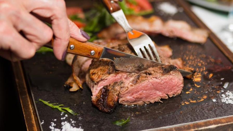 Todo lo que sucede en tu cuerpo al dejar de comer carne Todo lo que sucede en tu cuerpo al dejar de comer carne