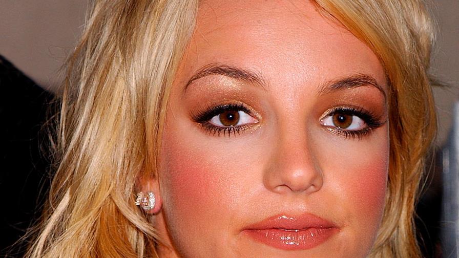 Britney Spears considera contarle su historia a Oprah Winfrey