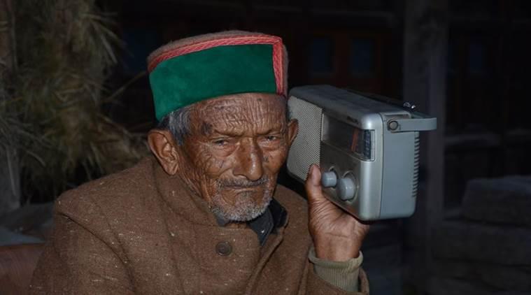 Con 101 años, el primer votante de India está listo para volver a las urnas