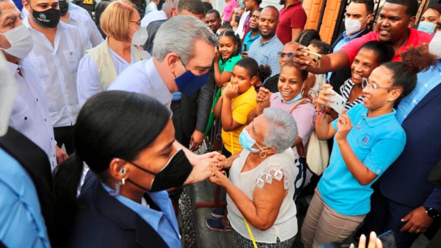 Presidente Abinader visitará tres provincias desde este viernes hasta el sábado Presidente Abinader visitará tres provincias desde este viernes hasta el sábado