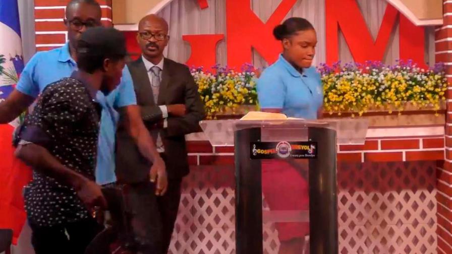 Un muerto, varios heridos y una mujer secuestrada en ataque a templo en Haití Un muerto, varios heridos y una mujer secuestrada en ataque a templo en Haití