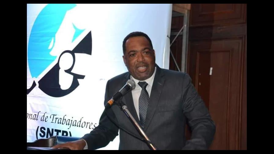 Sindicato Nacional de Trabajadores de la Prensa felicita a locutores en su día